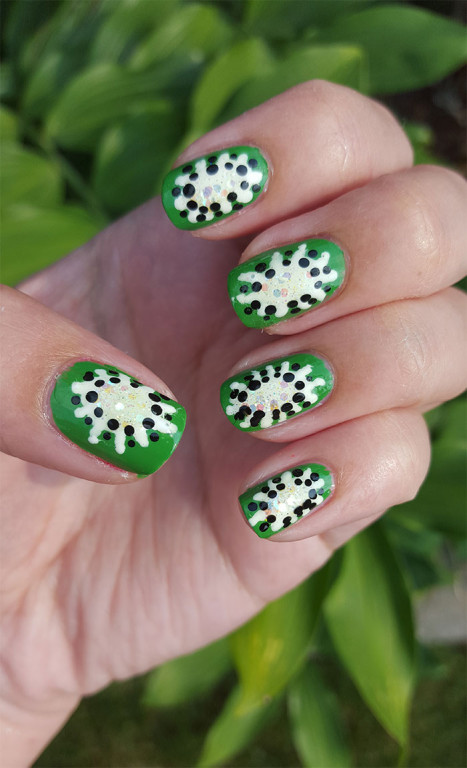 31 day challenge | #31dc2015 | day 4 green nails | kiwi nails 