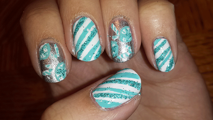 #tbnp_holidaychallenge |holiday nail art challenge| 31 day challenge |thebeautyofnailpolish|day 22| candy cane and peppermint nails